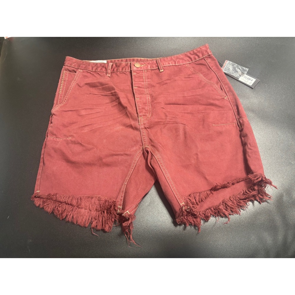 One Teaspoon NEW Men's Mr. Pink Relaxed Jeans Short Boreaux Wash‎ Size 34